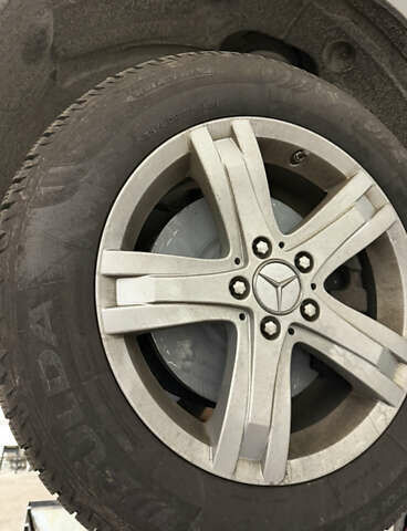 Серый Мерседес ГЛК-Класс, объемом двигателя 3 л и пробегом 293 тыс. км за 23200 $, фото 47 на Automoto.ua