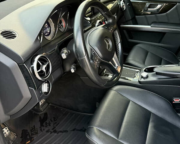 Серый Мерседес ГЛК-Класс, объемом двигателя 3 л и пробегом 293 тыс. км за 23200 $, фото 18 на Automoto.ua