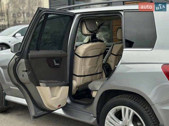 Серый Мерседес ГЛК-Класс, объемом двигателя 2.14 л и пробегом 104 тыс. км за 20399 $, фото 47 на Automoto.ua