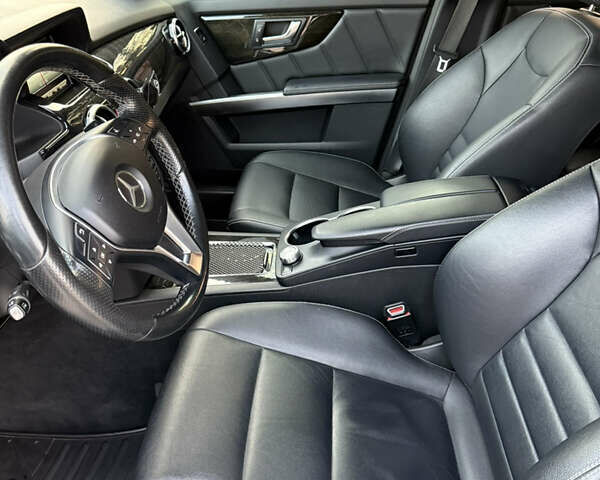 Серый Мерседес ГЛК-Класс, объемом двигателя 3 л и пробегом 293 тыс. км за 23200 $, фото 50 на Automoto.ua