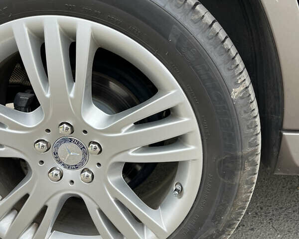 Мерседес ГЛК-Класс 2015 в Измаиле на Automoto.ua Серый Мерседес ГЛК-Класс, объемом двигателя 2.14 л и пробегом 130 тыс. км за 23000 $, фото 6 на Automoto.ua