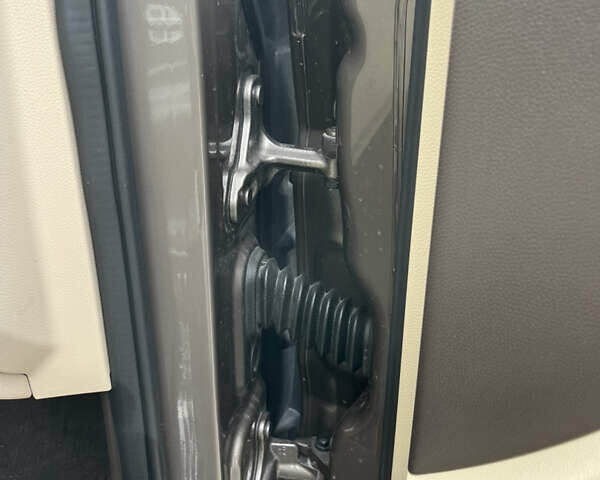 Мерседес ГЛК-Класс 2015 в Измаиле на Automoto.ua Серый Мерседес ГЛК-Класс, объемом двигателя 2.14 л и пробегом 130 тыс. км за 23000 $, фото 12 на Automoto.ua