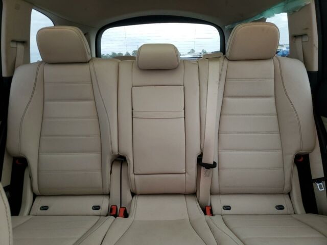 Красный Мерседес GLS 450, объемом двигателя 3 л и пробегом 55 тыс. км за 35500 $, фото 9 на Automoto.ua