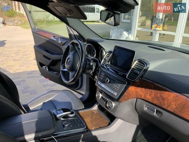 Серый Мерседес GLS 450, объемом двигателя 3 л и пробегом 44 тыс. км за 36000 $, фото 10 на Automoto.ua
