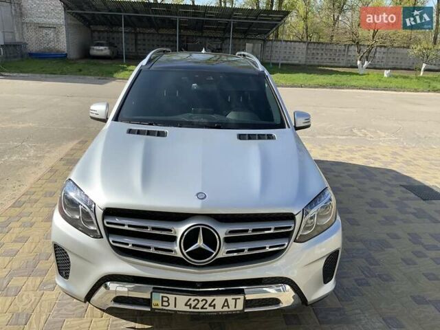 Серый Мерседес GLS 450, объемом двигателя 3 л и пробегом 44 тыс. км за 36000 $, фото 1 на Automoto.ua