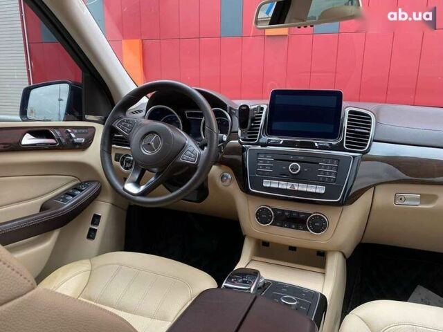 Синий Мерседес GLS 450, объемом двигателя 3 л и пробегом 205 тыс. км за 28500 $, фото 28 на Automoto.ua