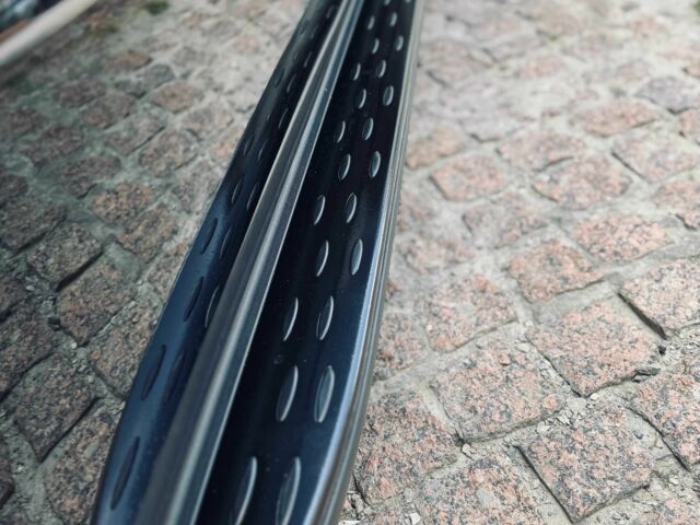 Чорний Мерседес ГЛС 500, об'ємом двигуна 4.7 л та пробігом 264 тис. км за 42000 $, фото 5 на Automoto.ua