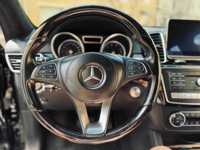 Чорний Мерседес ГЛС 500, об'ємом двигуна 4.7 л та пробігом 264 тис. км за 42000 $, фото 10 на Automoto.ua