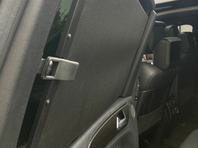 Чорний Мерседес ГЛС 63, об'ємом двигуна 5.5 л та пробігом 107 тис. км за 39000 $, фото 12 на Automoto.ua