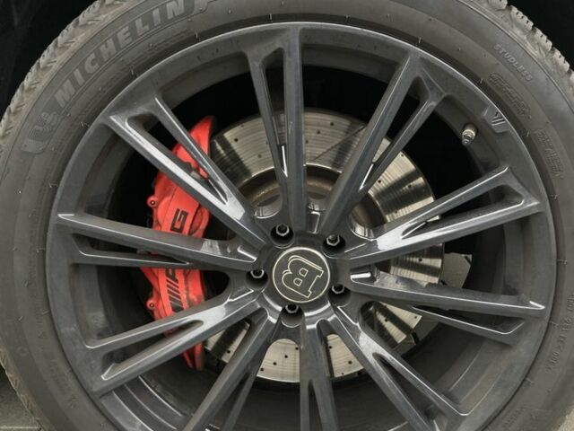 Чорний Мерседес ГЛС 63, об'ємом двигуна 5.5 л та пробігом 107 тис. км за 39000 $, фото 7 на Automoto.ua