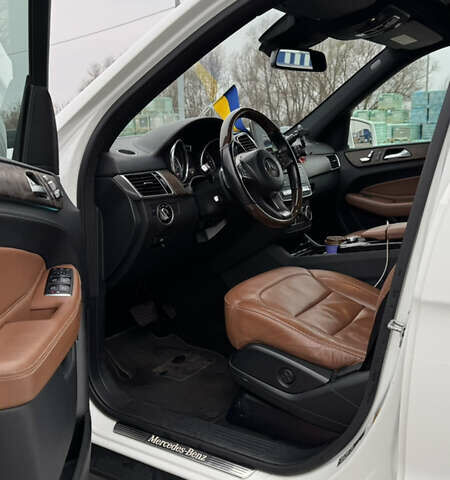 Білий Мерседес ГЛС-Класс, об'ємом двигуна 2.99 л та пробігом 257 тис. км за 36500 $, фото 8 на Automoto.ua