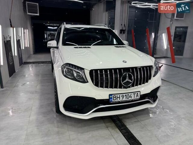 Белый Мерседес ГЛС-Класс, объемом двигателя 3 л и пробегом 150 тыс. км за 27100 $, фото 1 на Automoto.ua