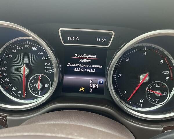 Белый Мерседес ГЛС-Класс, объемом двигателя 3 л и пробегом 200 тыс. км за 45000 $, фото 2 на Automoto.ua