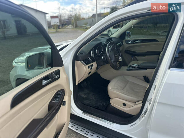 Белый Мерседес ГЛС-Класс, объемом двигателя 3 л и пробегом 165 тыс. км за 32000 $, фото 18 на Automoto.ua