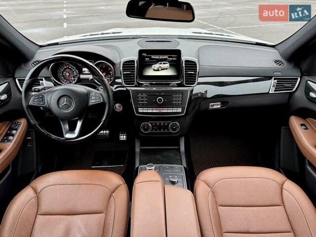 Белый Мерседес ГЛС-Класс, объемом двигателя 2.99 л и пробегом 196 тыс. км за 38800 $, фото 34 на Automoto.ua