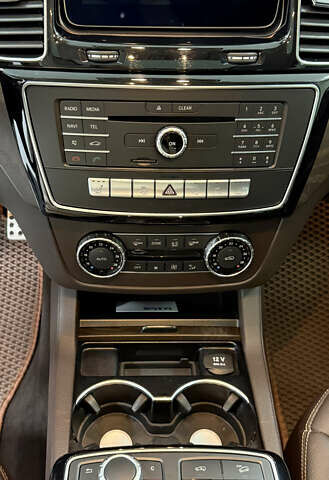 Белый Мерседес ГЛС-Класс, объемом двигателя 2.99 л и пробегом 87 тыс. км за 43500 $, фото 24 на Automoto.ua