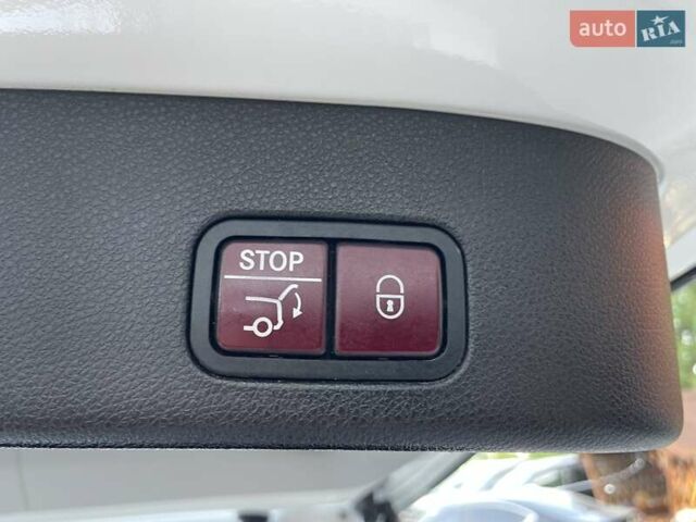 Белый Мерседес ГЛС-Класс, объемом двигателя 2.99 л и пробегом 217 тыс. км за 35999 $, фото 48 на Automoto.ua