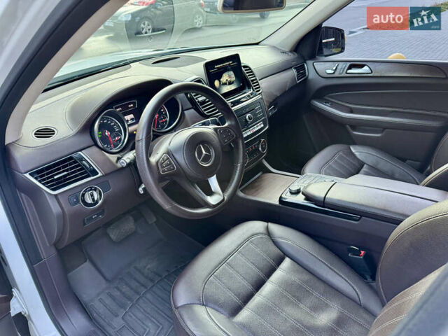 Белый Мерседес ГЛС-Класс, объемом двигателя 2.99 л и пробегом 233 тыс. км за 33500 $, фото 16 на Automoto.ua