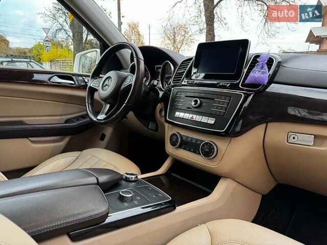 Белый Мерседес ГЛС-Класс, объемом двигателя 3 л и пробегом 146 тыс. км за 37490 $, фото 22 на Automoto.ua