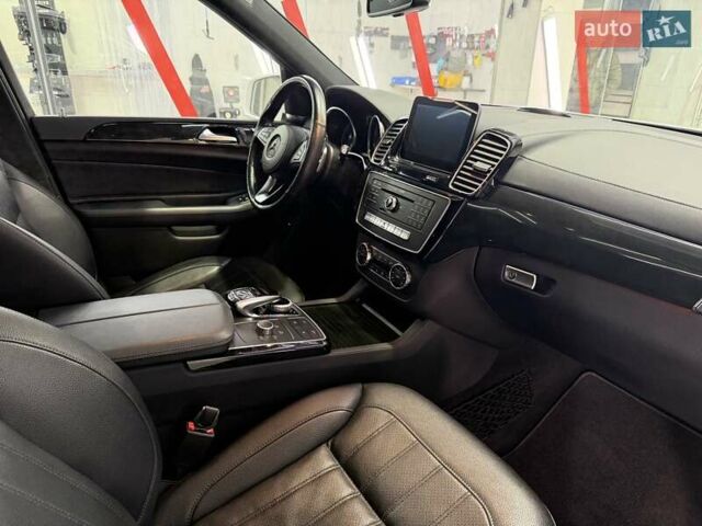 Белый Мерседес ГЛС-Класс, объемом двигателя 3 л и пробегом 150 тыс. км за 27100 $, фото 9 на Automoto.ua