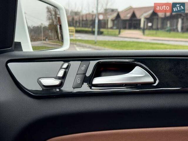 Белый Мерседес ГЛС-Класс, объемом двигателя 2.99 л и пробегом 196 тыс. км за 38800 $, фото 46 на Automoto.ua