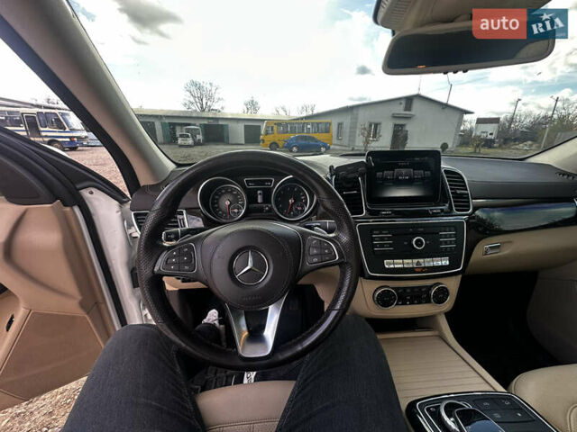 Белый Мерседес ГЛС-Класс, объемом двигателя 3 л и пробегом 165 тыс. км за 32000 $, фото 20 на Automoto.ua