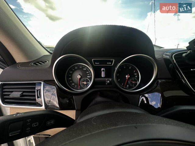 Белый Мерседес ГЛС-Класс, объемом двигателя 3 л и пробегом 165 тыс. км за 32000 $, фото 22 на Automoto.ua