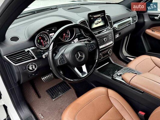 Белый Мерседес ГЛС-Класс, объемом двигателя 2.99 л и пробегом 196 тыс. км за 38800 $, фото 18 на Automoto.ua