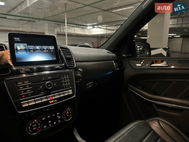 Мерседес ГЛС-Класс 2016 у Києві на Automoto.ua Білий Мерседес ГЛС-Класс, об'ємом двигуна 5.46 л та пробігом 165 тис. км за 43000 $, фото 24 на Automoto.ua