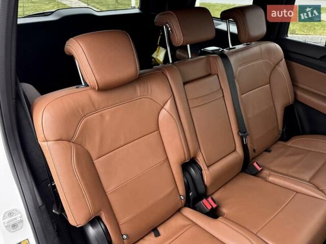 Белый Мерседес ГЛС-Класс, объемом двигателя 2.99 л и пробегом 196 тыс. км за 38800 $, фото 26 на Automoto.ua