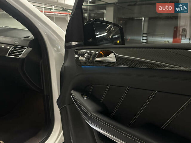 Мерседес ГЛС-Класс 2016 у Києві на Automoto.ua Білий Мерседес ГЛС-Класс, об'ємом двигуна 5.46 л та пробігом 165 тис. км за 43000 $, фото 28 на Automoto.ua