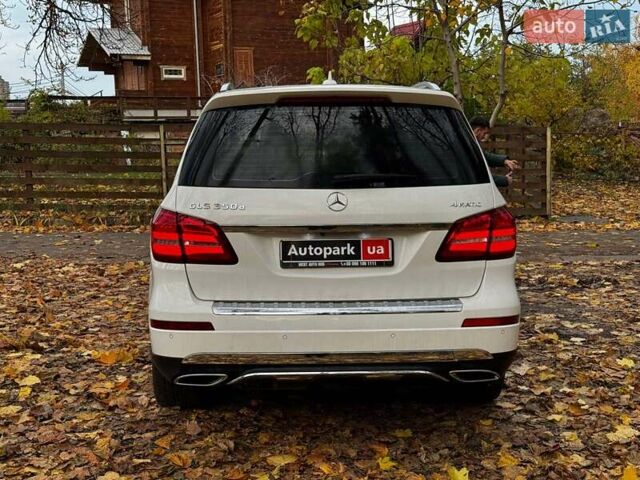 Белый Мерседес ГЛС-Класс, объемом двигателя 3 л и пробегом 146 тыс. км за 37490 $, фото 4 на Automoto.ua