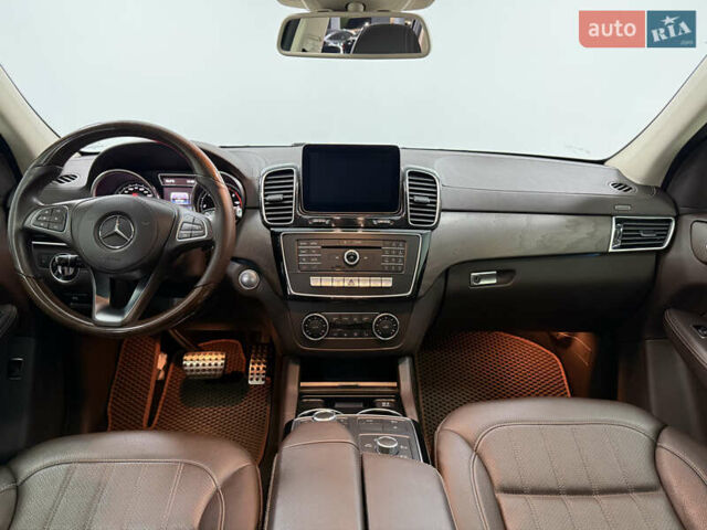 Белый Мерседес ГЛС-Класс, объемом двигателя 2.99 л и пробегом 87 тыс. км за 43500 $, фото 31 на Automoto.ua