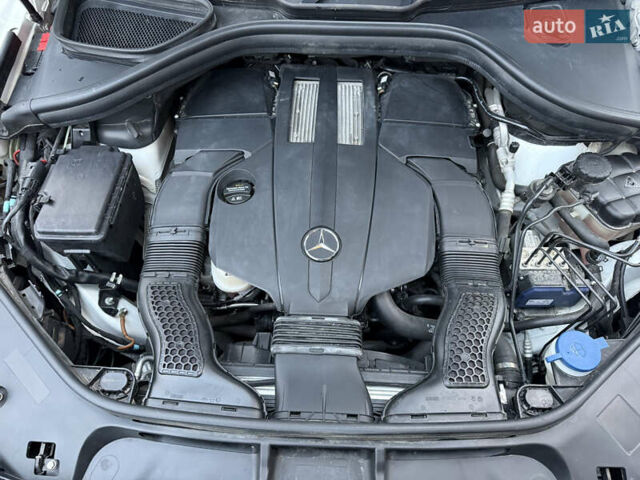 Білий Мерседес ГЛС-Класс, об'ємом двигуна 3 л та пробігом 134 тис. км за 29700 $, фото 87 на Automoto.ua