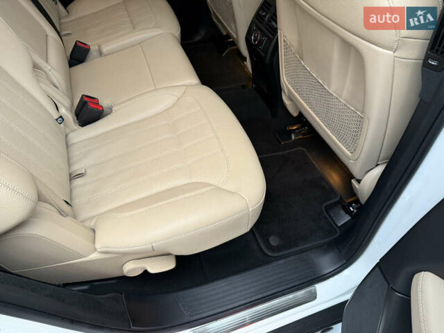 Білий Мерседес ГЛС-Класс, об'ємом двигуна 3 л та пробігом 134 тис. км за 29700 $, фото 49 на Automoto.ua