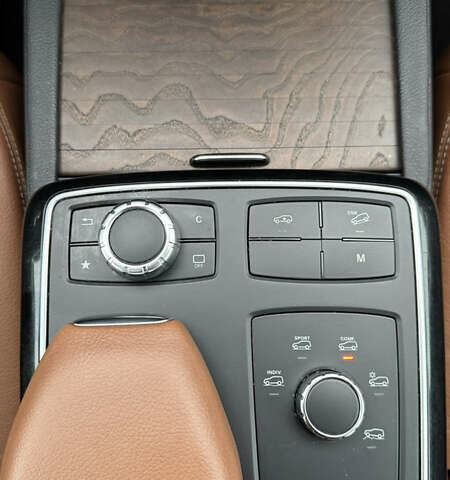 Білий Мерседес ГЛС-Класс, об'ємом двигуна 2.99 л та пробігом 257 тис. км за 36500 $, фото 13 на Automoto.ua