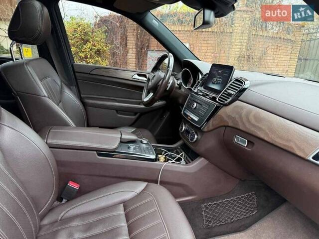 Белый Мерседес ГЛС-Класс, объемом двигателя 3 л и пробегом 80 тыс. км за 35990 $, фото 27 на Automoto.ua