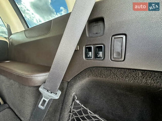 Белый Мерседес ГЛС-Класс, объемом двигателя 3 л и пробегом 165 тыс. км за 32000 $, фото 28 на Automoto.ua