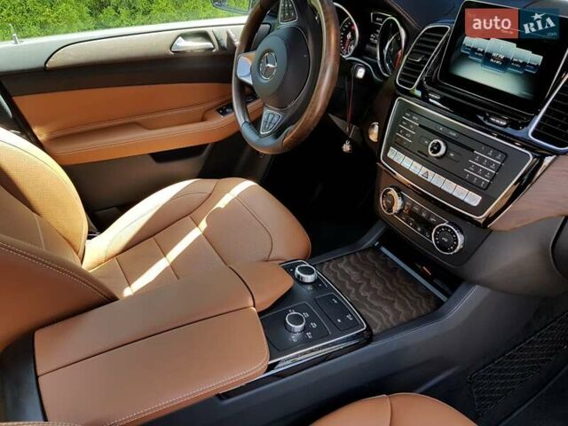 Білий Мерседес ГЛС-Класс, об'ємом двигуна 2.99 л та пробігом 99 тис. км за 55700 $, фото 39 на Automoto.ua