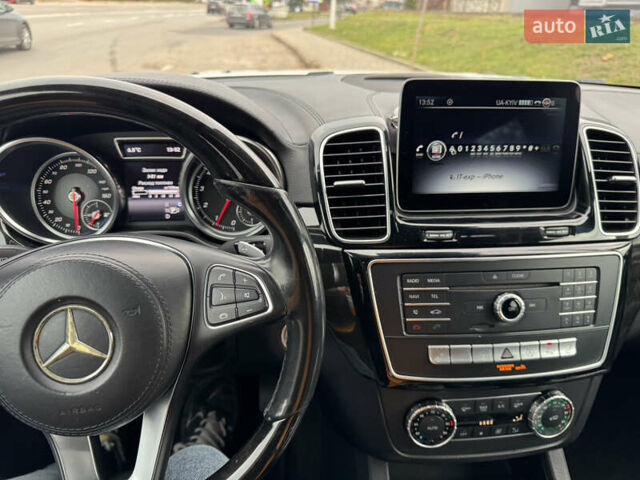 Белый Мерседес ГЛС-Класс, объемом двигателя 3 л и пробегом 196 тыс. км за 39800 $, фото 23 на Automoto.ua