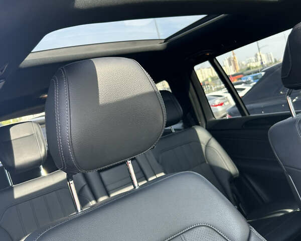 Белый Мерседес ГЛС-Класс, объемом двигателя 3 л и пробегом 128 тыс. км за 39000 $, фото 11 на Automoto.ua