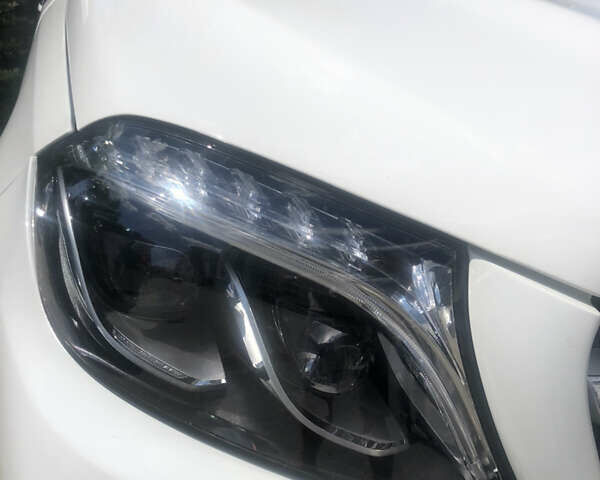 Белый Мерседес ГЛС-Класс, объемом двигателя 3 л и пробегом 196 тыс. км за 39800 $, фото 39 на Automoto.ua