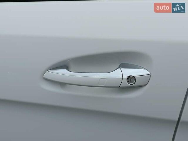 Белый Мерседес ГЛС-Класс, объемом двигателя 3 л и пробегом 149 тыс. км за 47700 $, фото 21 на Automoto.ua