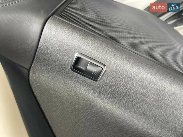 Белый Мерседес ГЛС-Класс, объемом двигателя 2.99 л и пробегом 289 тыс. км за 48000 $, фото 30 на Automoto.ua