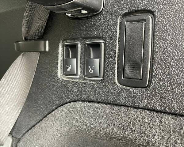 Белый Мерседес ГЛС-Класс, объемом двигателя 2.99 л и пробегом 289 тыс. км за 48000 $, фото 24 на Automoto.ua