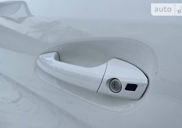 Белый Мерседес ГЛС-Класс, объемом двигателя 3 л и пробегом 59 тыс. км за 59700 $, фото 52 на Automoto.ua