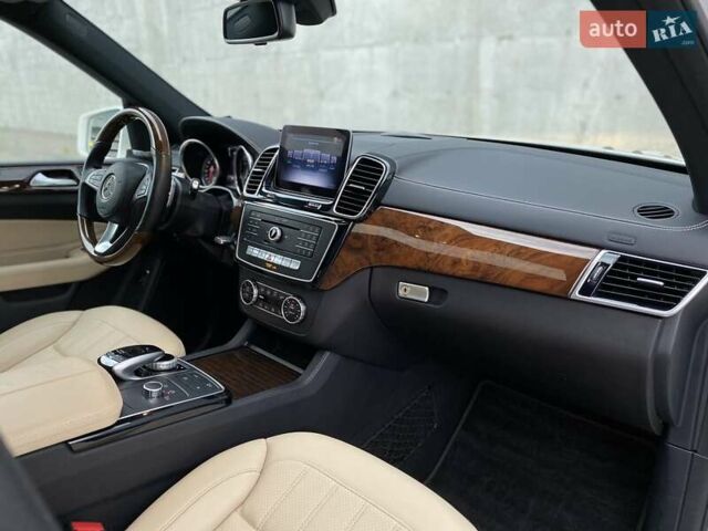 Белый Мерседес ГЛС-Класс, объемом двигателя 3 л и пробегом 125 тыс. км за 36700 $, фото 34 на Automoto.ua