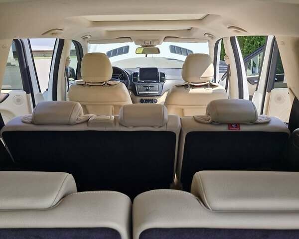 Білий Мерседес ГЛС-Класс, об'ємом двигуна 2.99 л та пробігом 137 тис. км за 40000 $, фото 10 на Automoto.ua