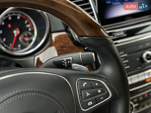 Белый Мерседес ГЛС-Класс, объемом двигателя 3 л и пробегом 125 тыс. км за 36700 $, фото 21 на Automoto.ua