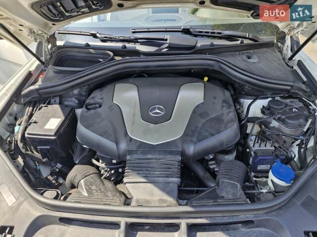 Білий Мерседес ГЛС-Класс, об'ємом двигуна 2.99 л та пробігом 137 тис. км за 40000 $, фото 11 на Automoto.ua